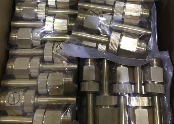 gli ugelli d'ottone della fontana dello sbocco dell'acqua di 20mm scaturiscono progettazione grafica DN50