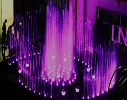 Progetto musicale dell'interno 4m variopinto principale della fontana