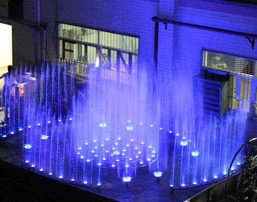 Progetto musicale dell'interno 4m variopinto principale della fontana