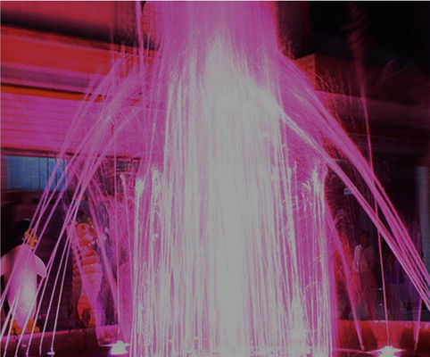 Progetto musicale dell'interno 4m variopinto principale della fontana