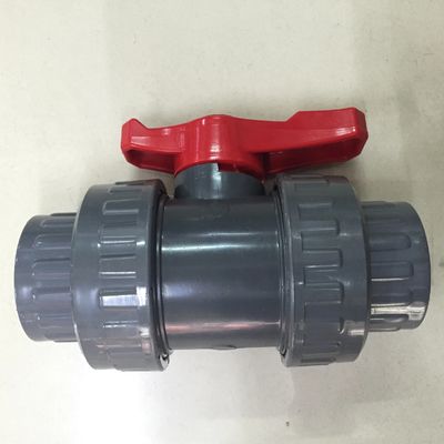 Valvola a sfera nera del sindacato del doppio di rosso DN20 UPVC