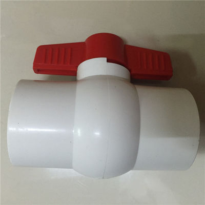 Valvola a sfera commerciale della tubatura dell'acqua del PVC degli accessori della piscina