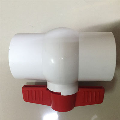 Valvola a sfera commerciale della tubatura dell'acqua del PVC degli accessori della piscina