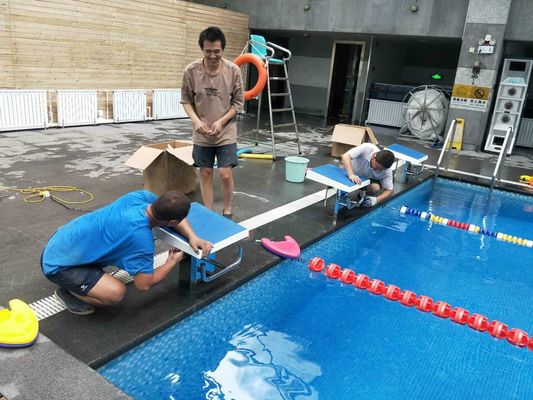 Blocchetti iniziare portatili lussuosi di nuoto della concorrenza SS304