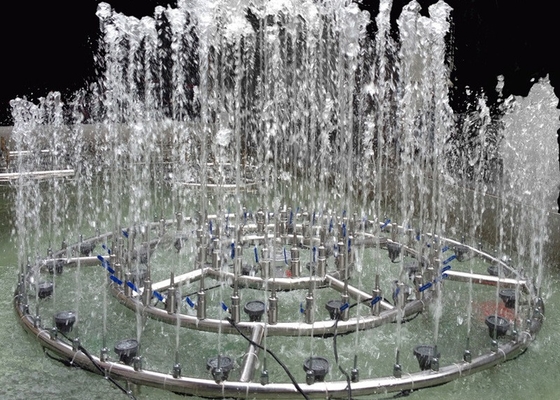 La fontana ballante dello scorrimento dell'acqua 18m3/H dota la progettazione d'un polverizzatore grafica