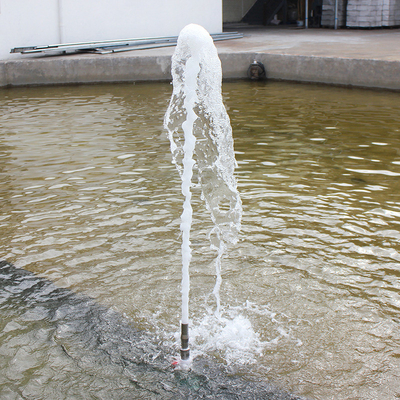 livello schiumoso verticale dello spruzzo d'acqua dell'ugello 5m della fontana 250Kpa